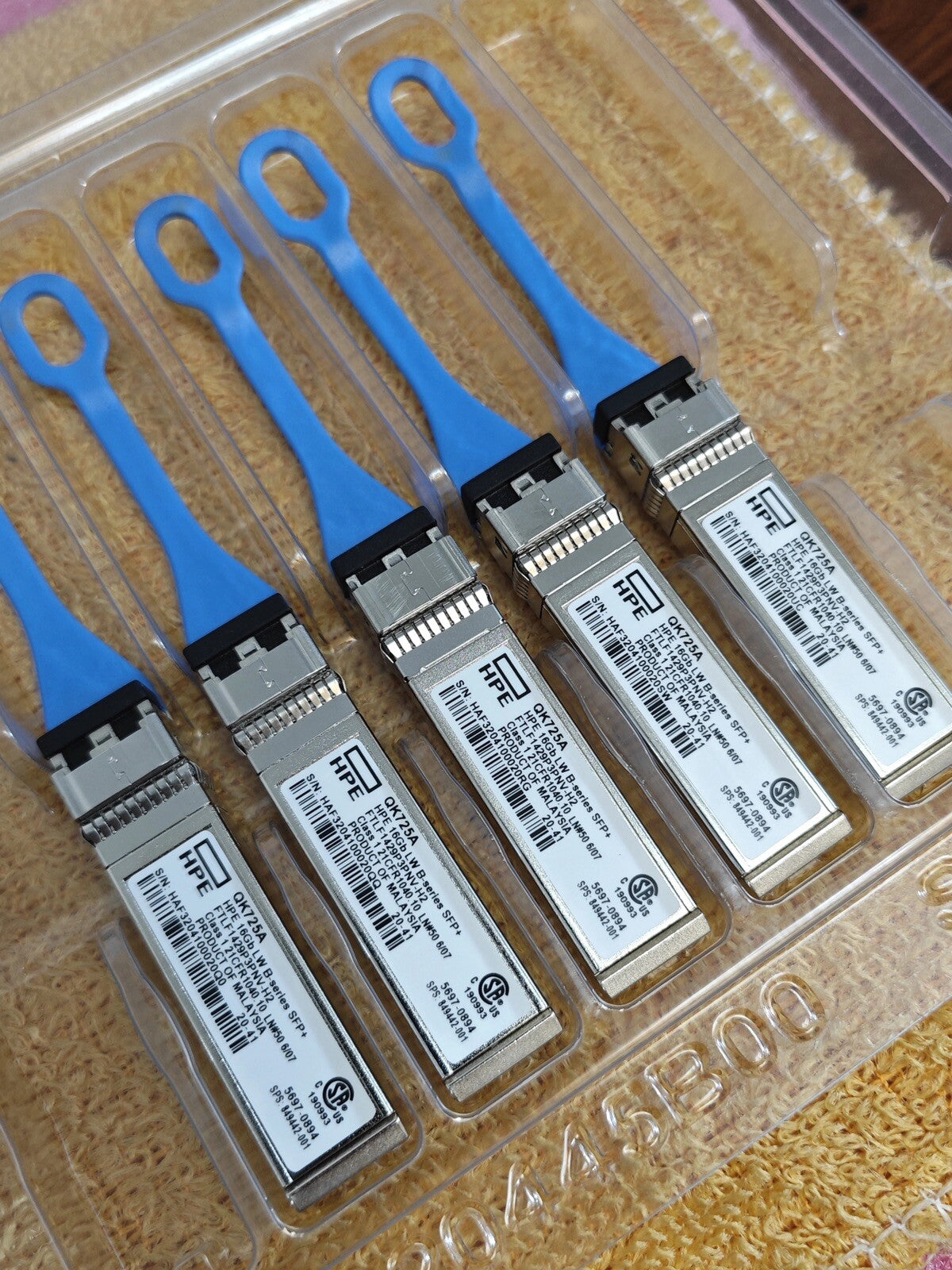 HPE QK725A FINISAR FTLF1429P3PNV-H2 16GB SFP+ LW B-SERIES 1310NM 10KM 849442-001