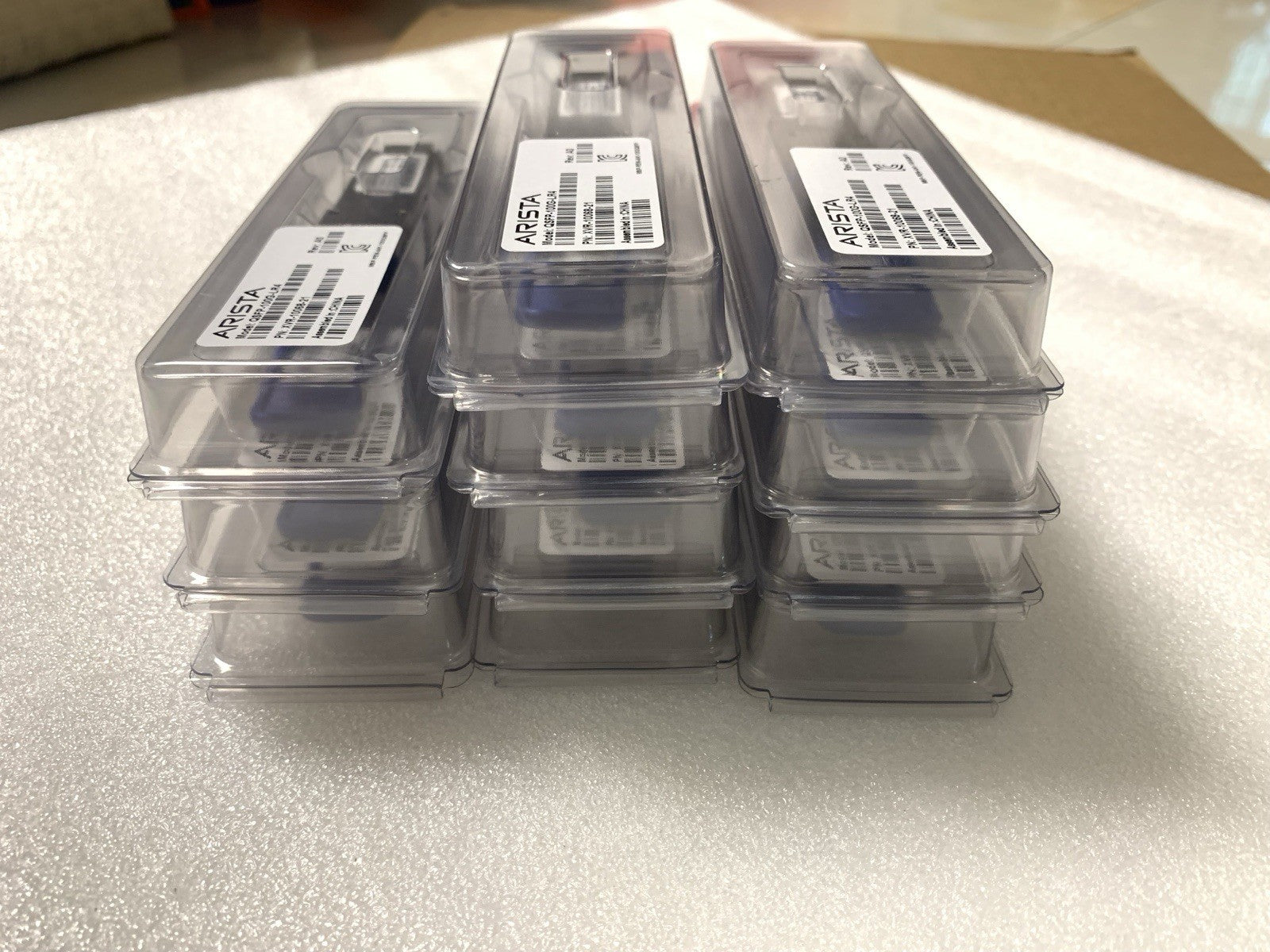 ARISTA QSFP-100G-LR4 XVR-10068-21 100GBASE-LR4 1310nm 10km QSFP28 1PCS