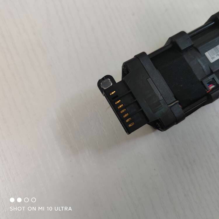 Ventilador original Cisco C4KX-FAN-F para Catalyst 4500x Flujo de aire de atrás hacia adelante Comprobado