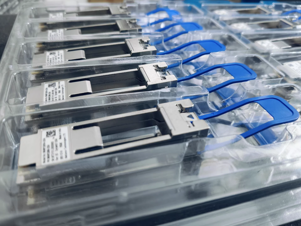 Mellanox MAM1Q00A-QSA QSFP to SFP Adapter HP 655874-B21 Cisco Nokia Compatible