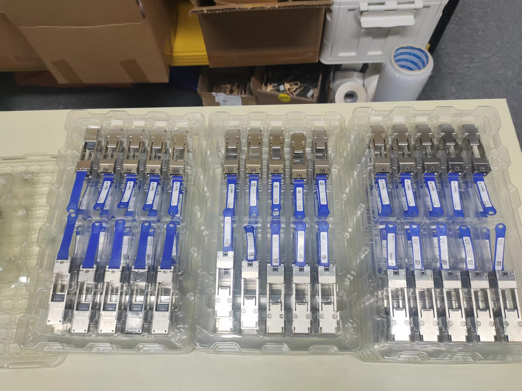 4PC MELLANOX HP 655874-B21 655902-001 QSFP to SFP Adapter Cisco/Nokia Compatible