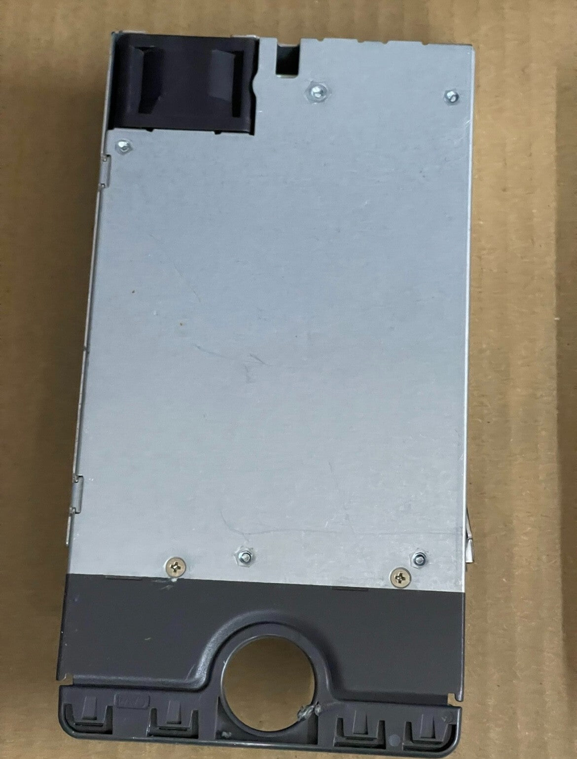 1x Fuente de alimentación Cisco PWR-C6-600WAC usada, genuina para switches C9200 | FedEx P1