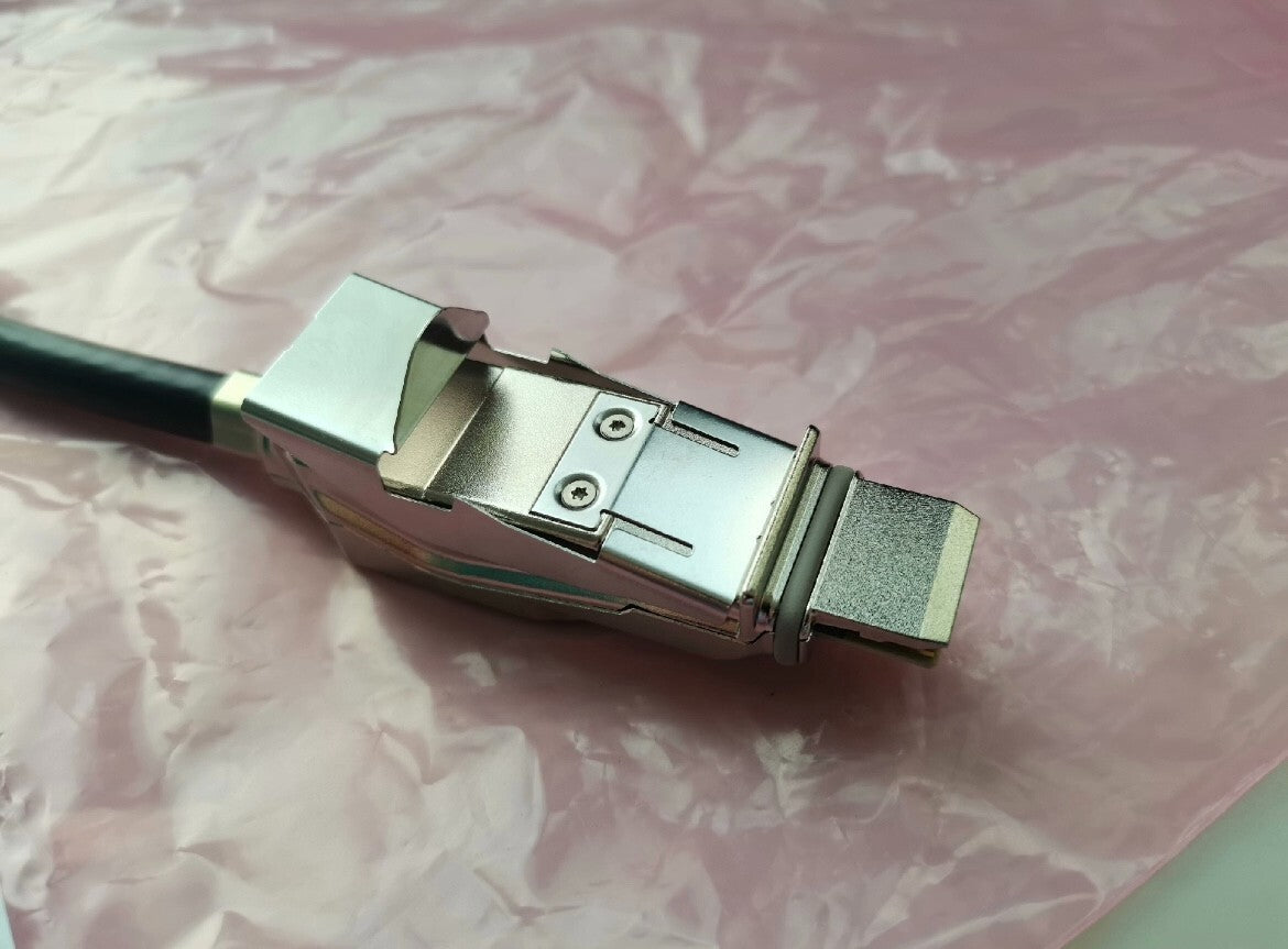 1PC New Cisco STACK-T3-50CM Type 3 Stacking Cable for Cisco 9300
