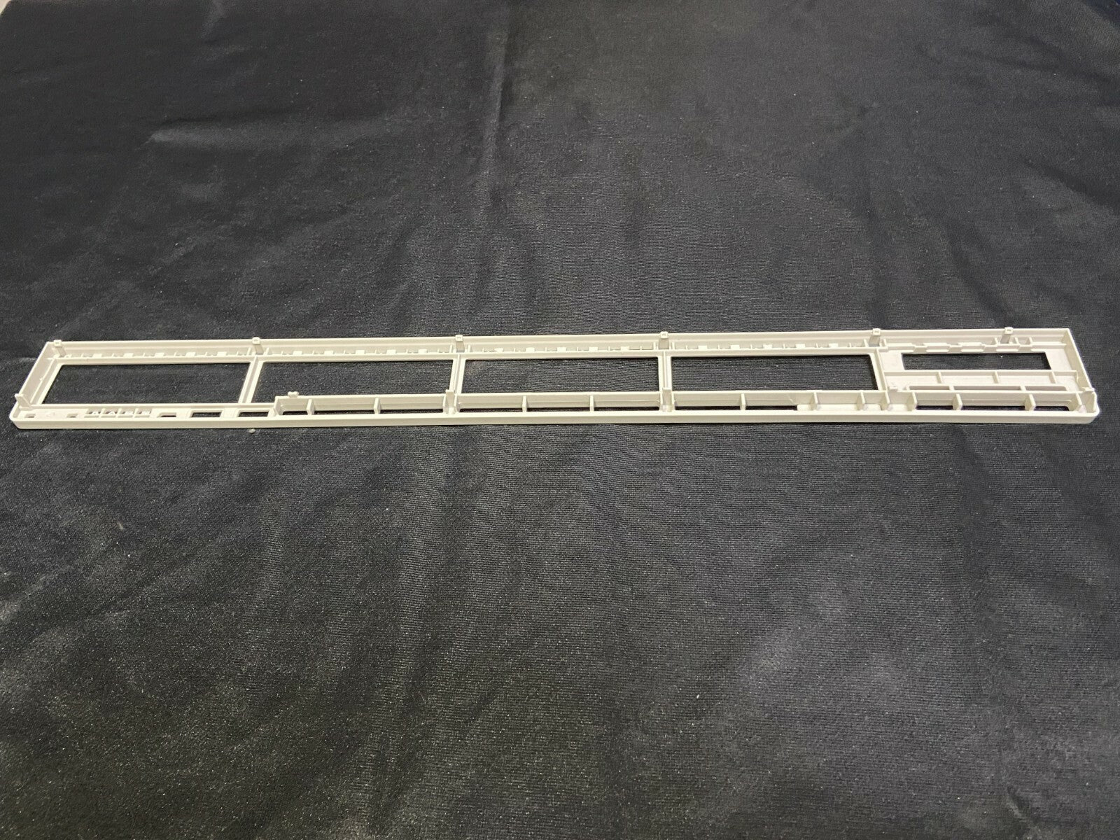 Cisco C9200L-48P-4X-E or 48P-4X-A Catalyst 4x10G PoE faceplate for replacement