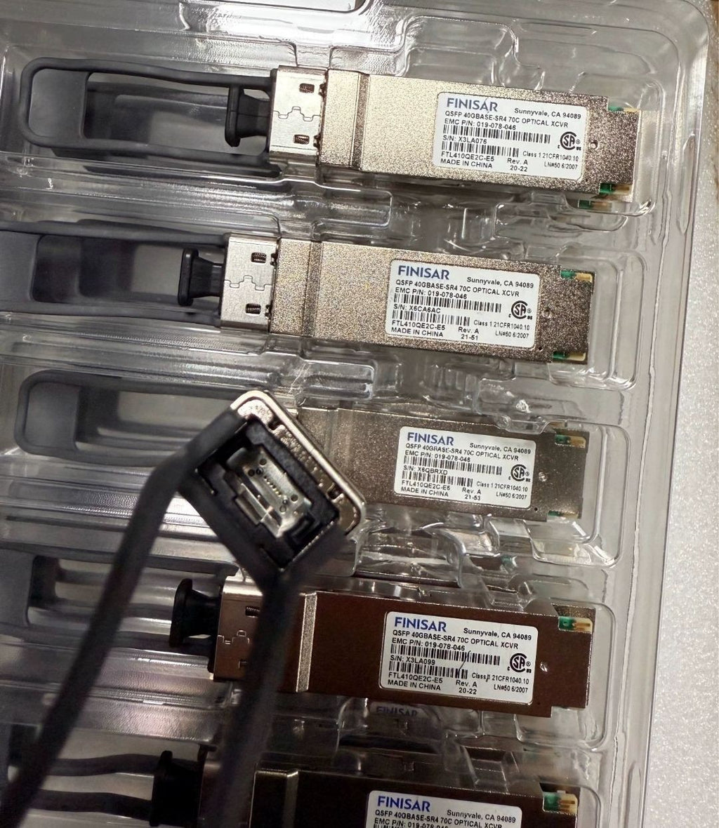 Lot of 5 Finisar FTL410QE2C-E5 019-078-046 40GBASE-SR4 QSFP Transceiver For EMC