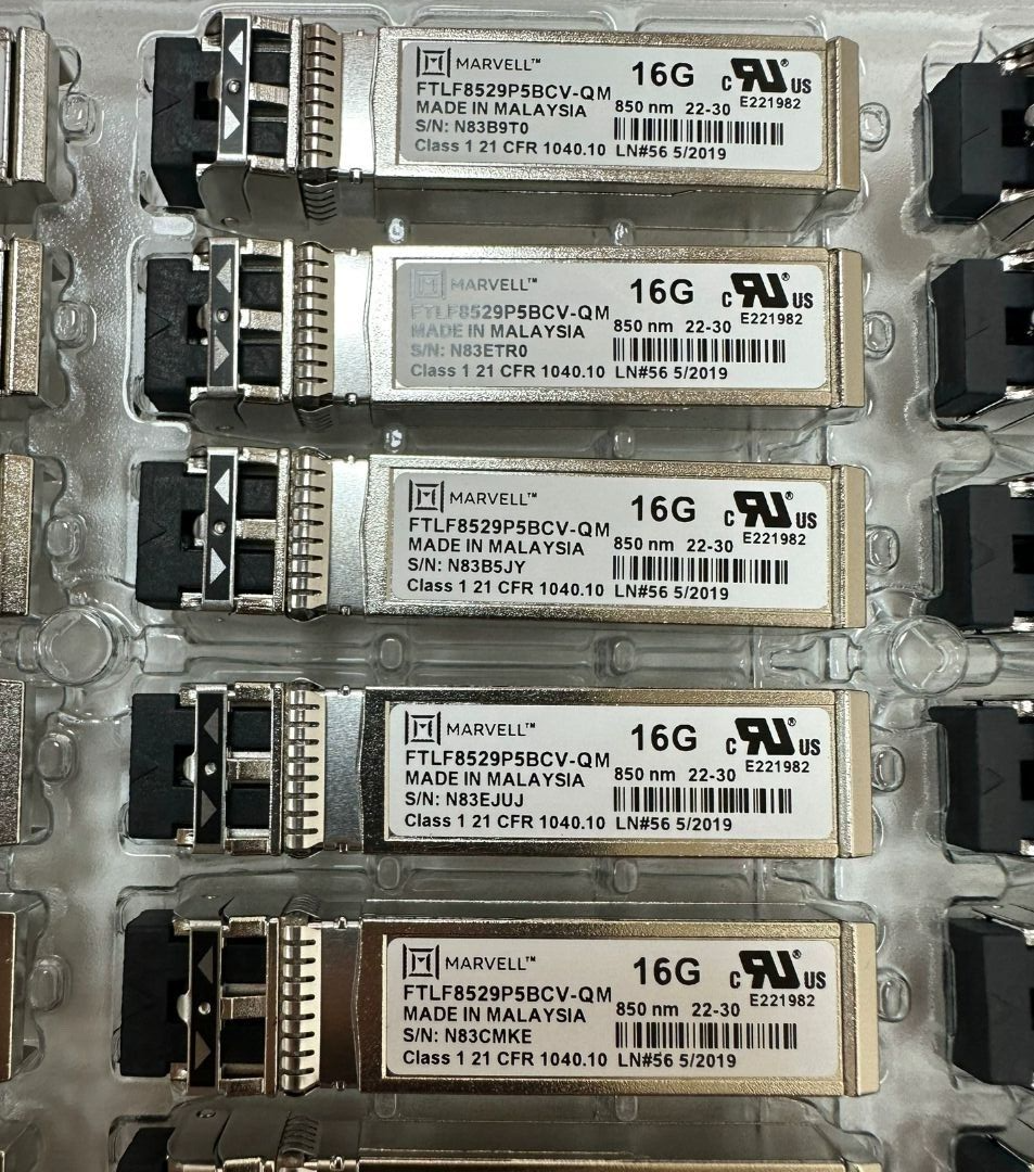 2 Stk. Marvell 16 GB Fibre Channel 850 nm Transceiver FTLF8529P5BCV-QM QLOGIC
