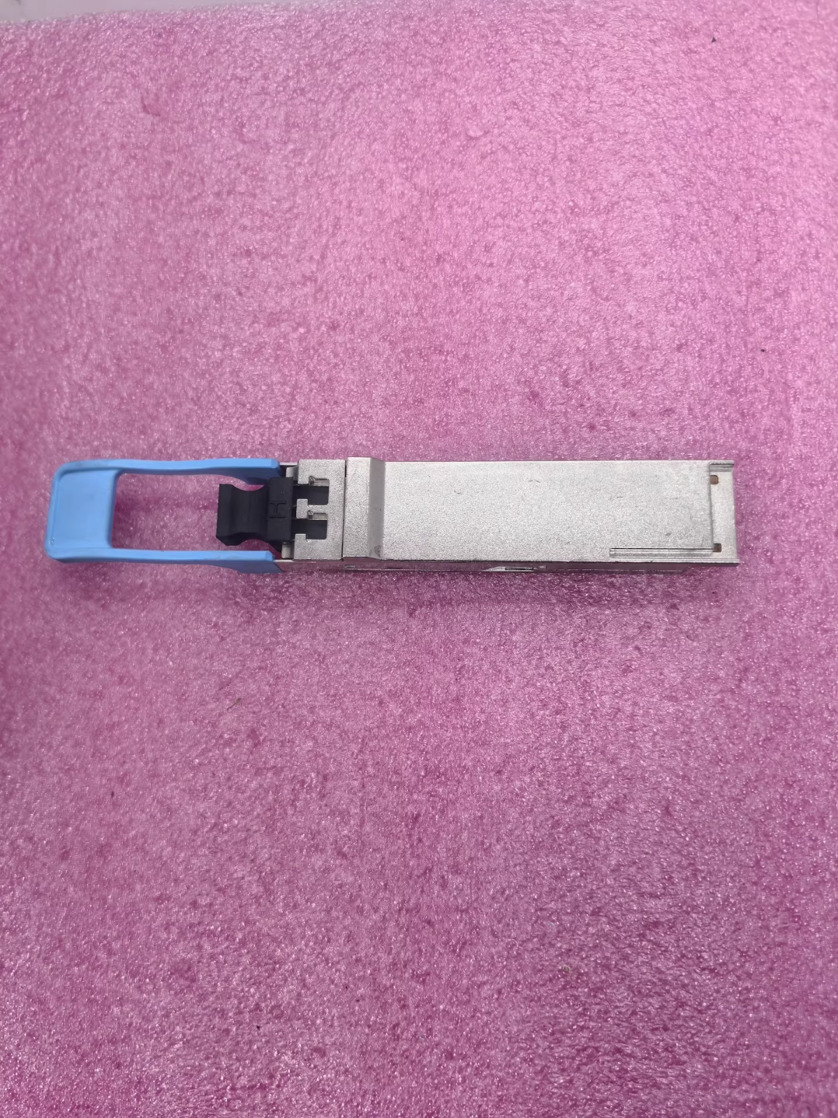 2 Stk. Juniper 740-073095 JNP-QSFP-40G-LR4 QSFP+ 40GBase-LR4 für bis zu 10km Modul