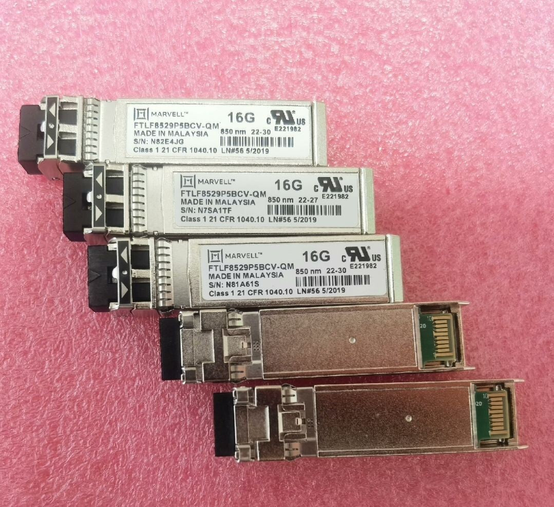 2 Stk. Marvell 16 GB Fibre Channel 850 nm Transceiver FTLF8529P5BCV-QM QLOGIC