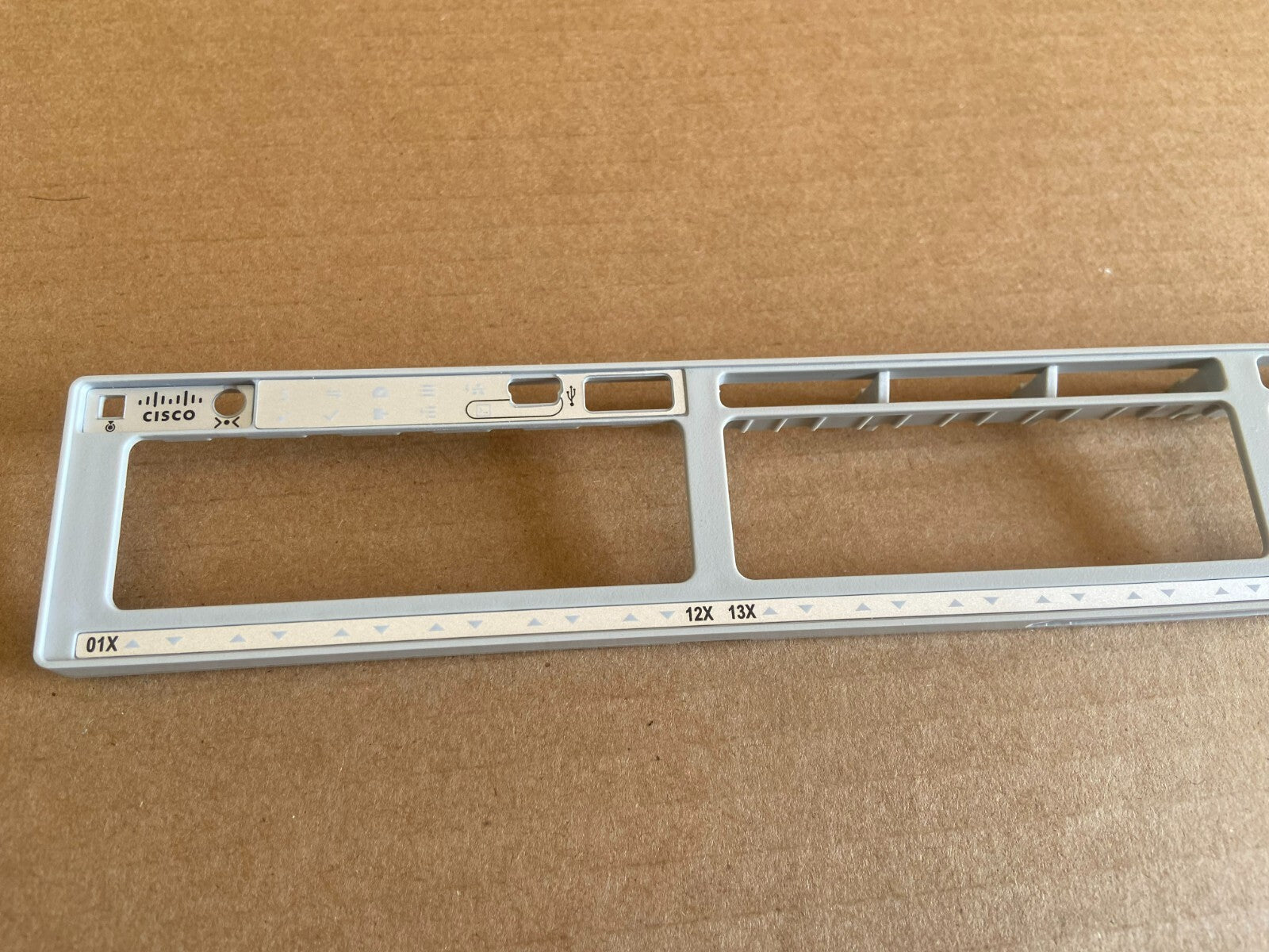 New Version Cisco Catalyst C9300-48U-E C9300-48U-A Faceplate for Replacement