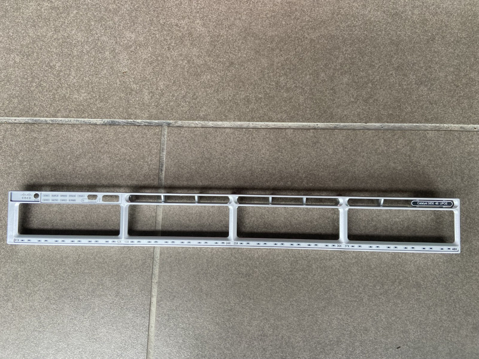 New style Cisco WS-C3850-48U-L  or - S  48 UPOE faceplate for replacement