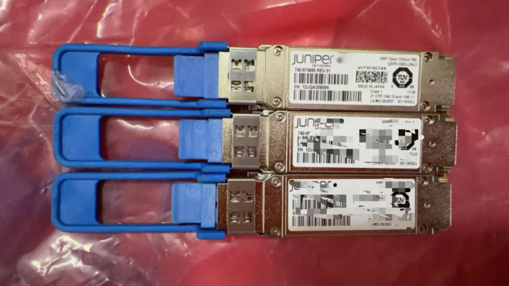 1PCS Juniper 740-074685 WOTREBG5AA SMF 10km 1310nm QSFP-100G-LR4-2 TRANSCEIVER
