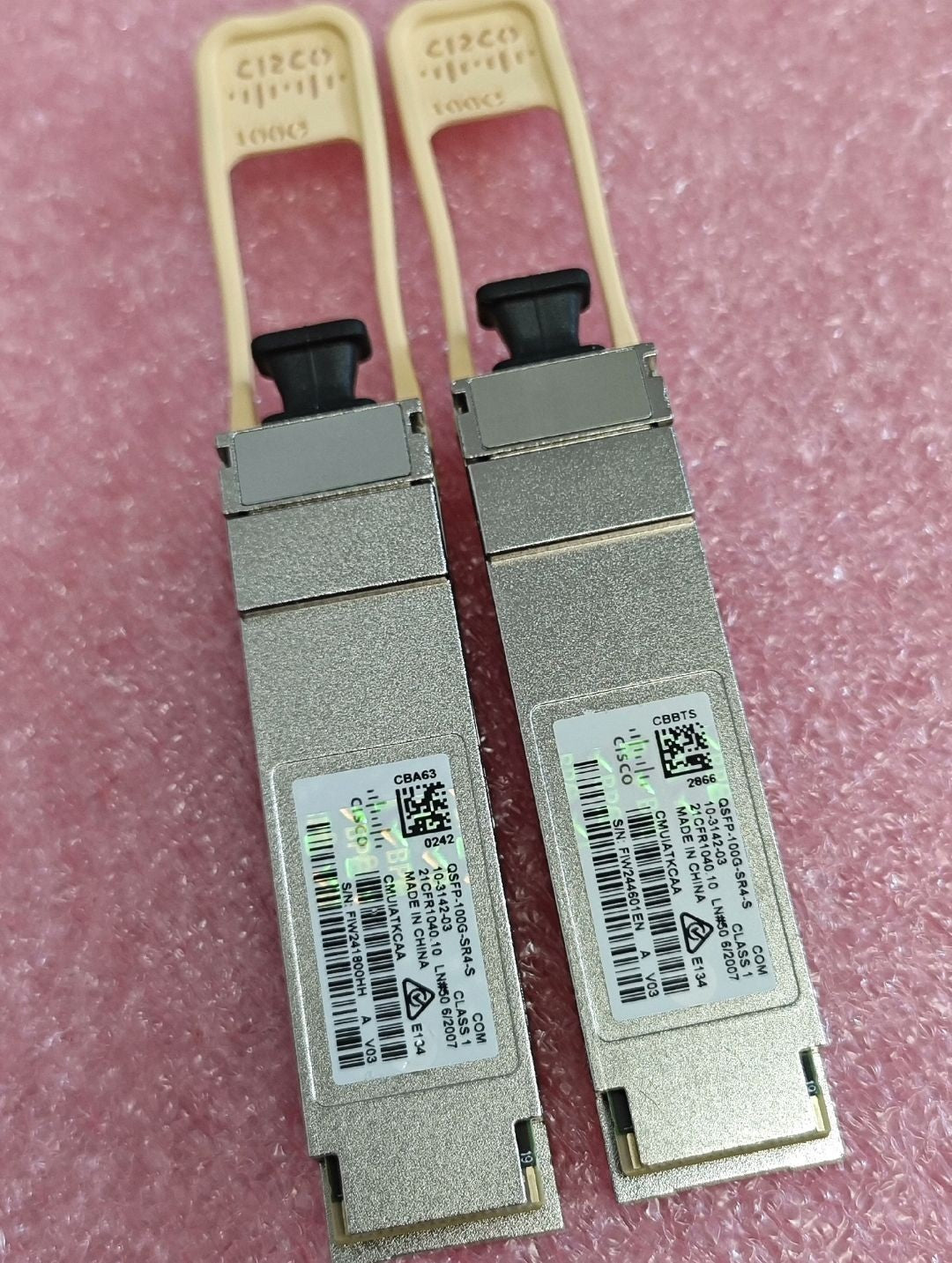 MENGE 1 Cisco 10-3142-03 QSFP-100G-SR4-S 100G QSFP SR4 Transceiver Original