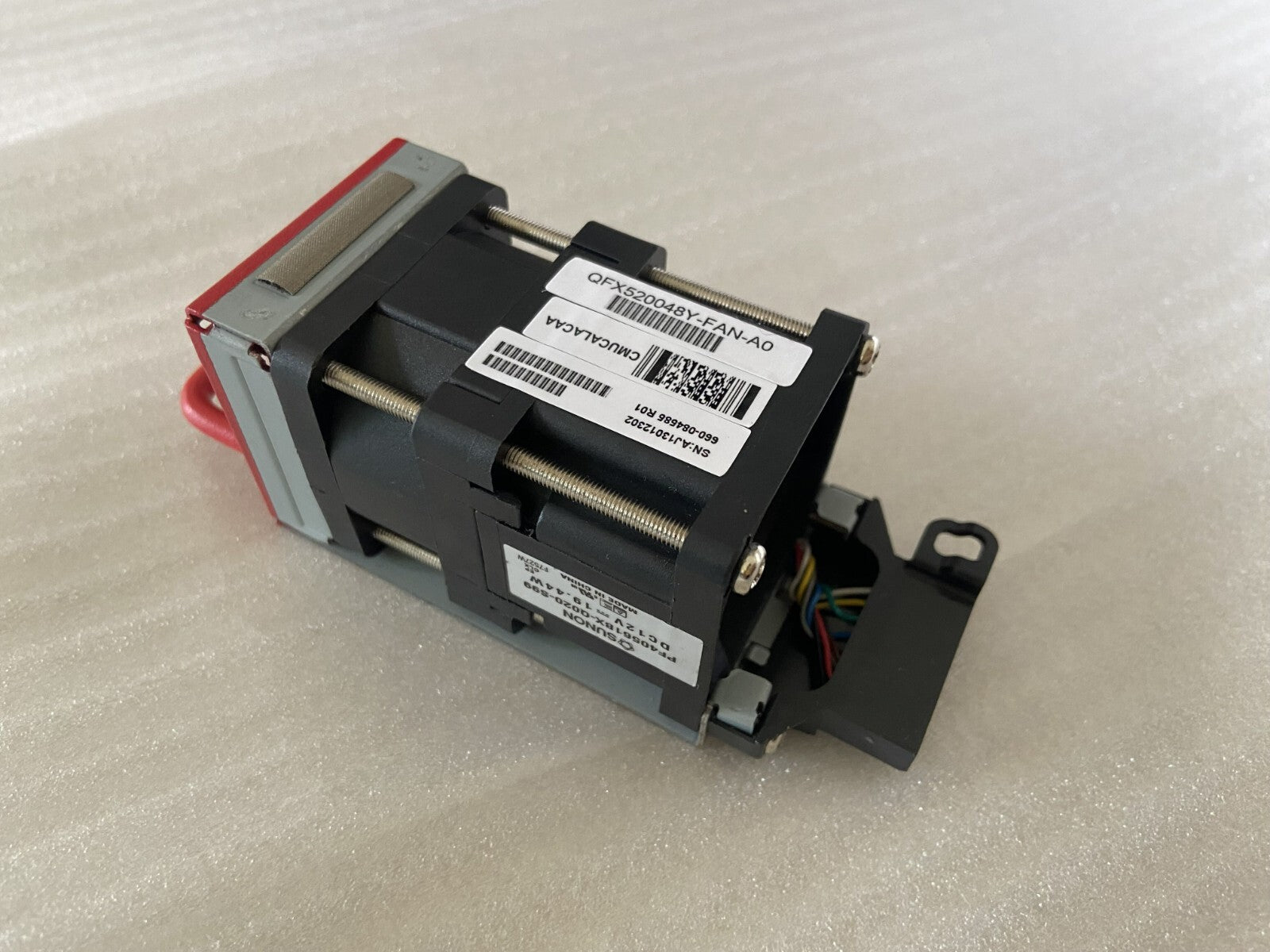 1 ventilador Juniper QFX520048Y-FAN-AO para switch QFX5200 probado, 90 días de garantía