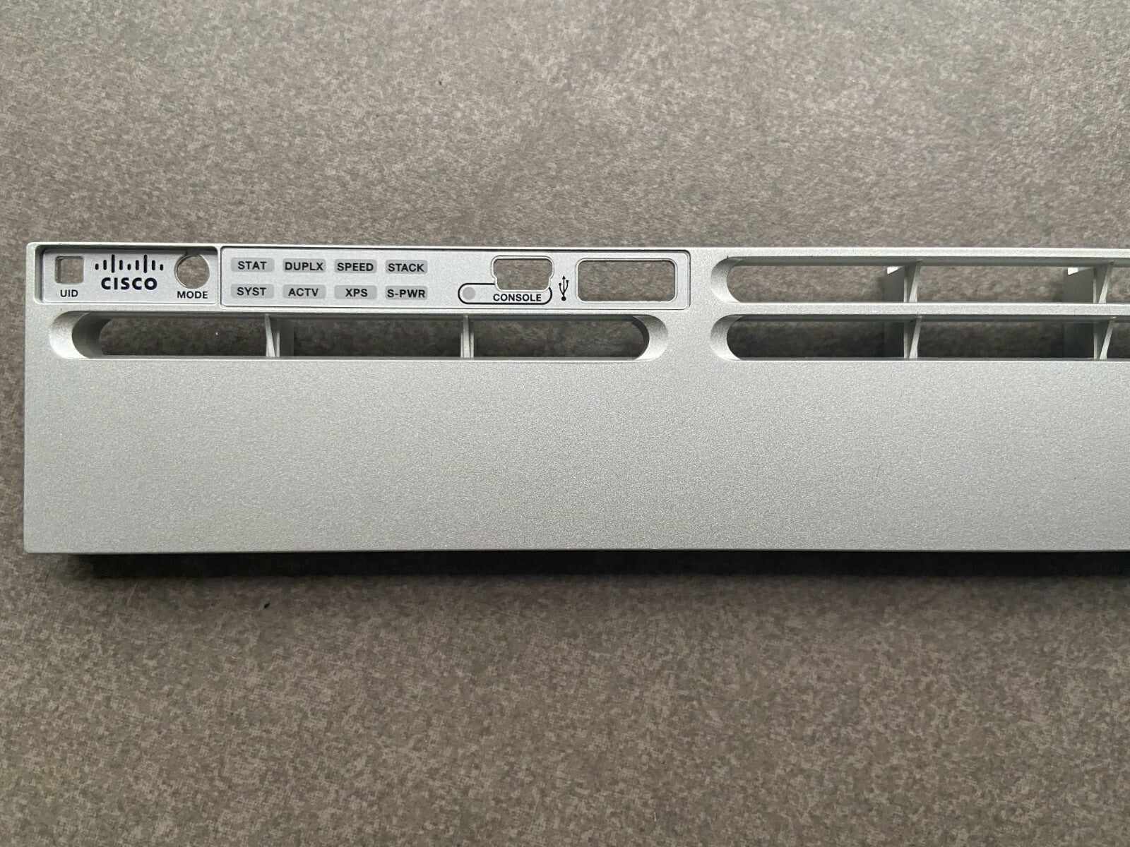 Placa frontal de Cisco WS-C3850-12S-E / WS-C3850-12S-S para reemplazo