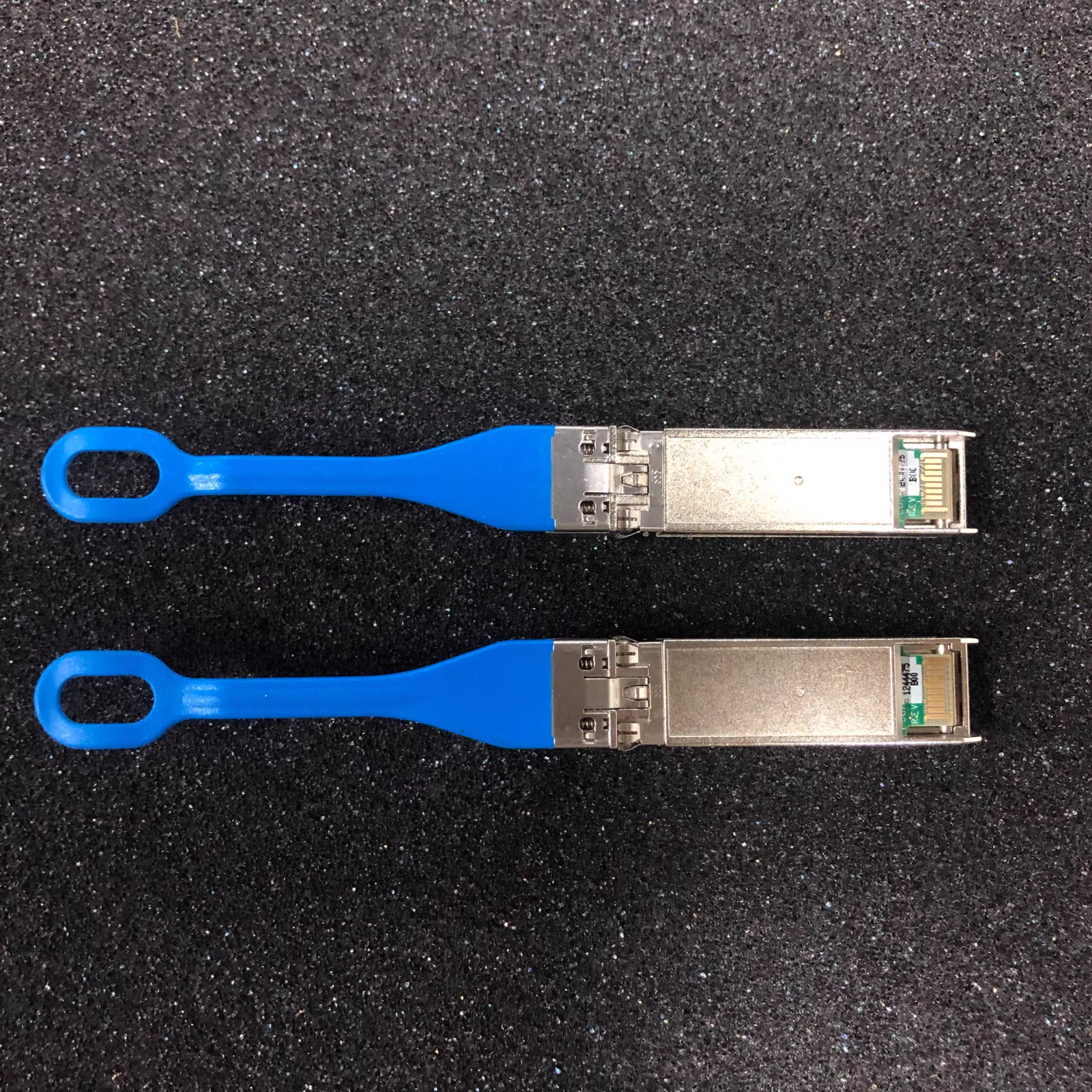 1 unidad Módulo transceptor Brocade 57-1000332-01 32GB 10KM LW SFP XBR-000238