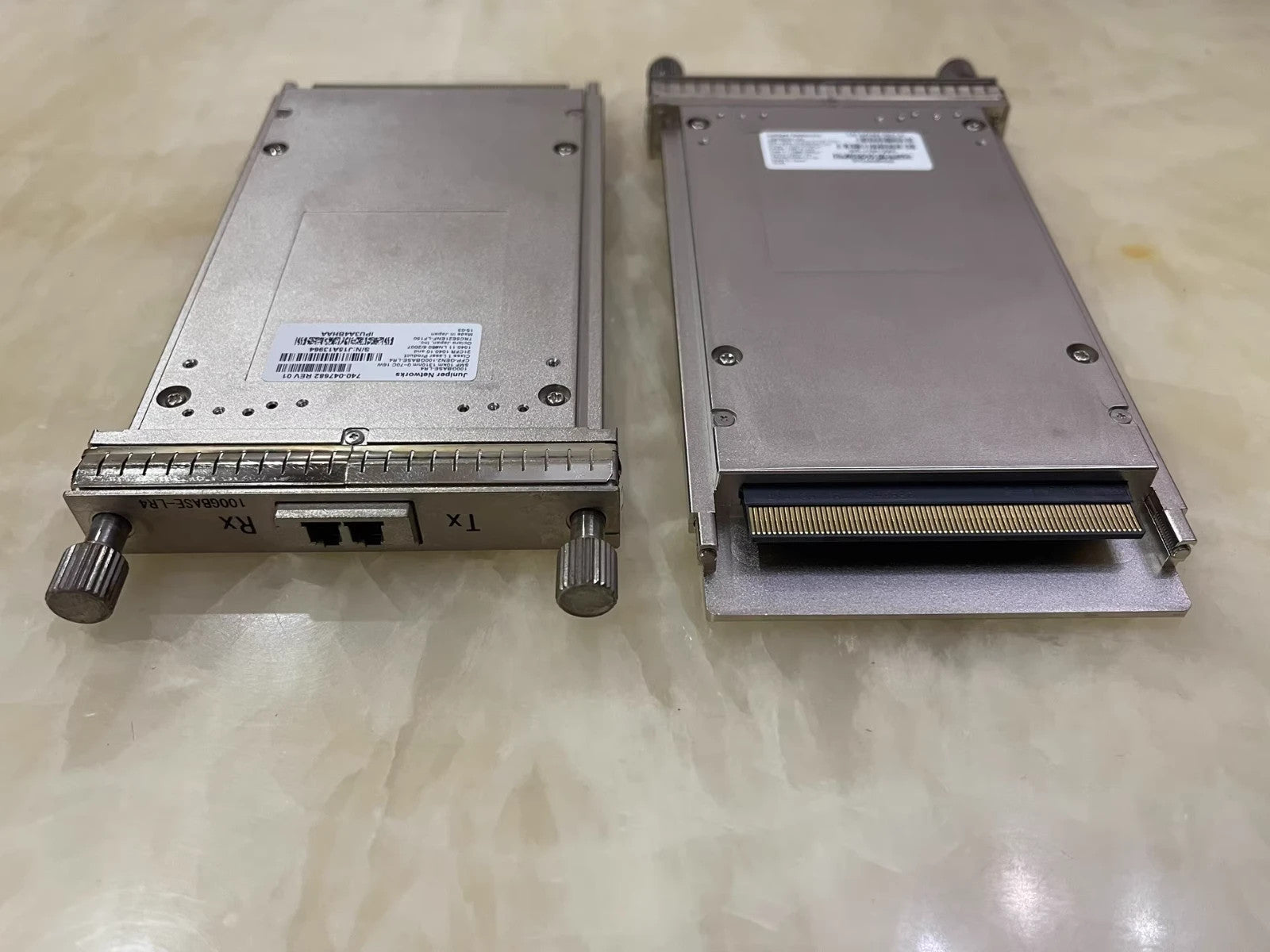 1pcs Juniper CFP-GEN2-100GBASE-LR4 740-047682 SMF 10km 1310nm 100G Transceiver