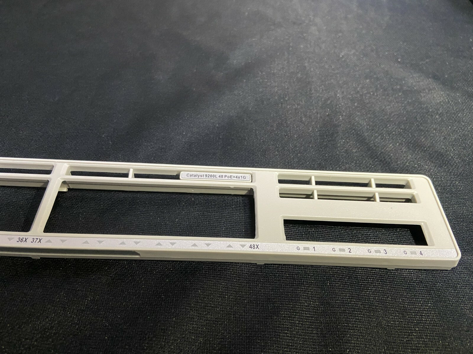 Cisco C9200L-48P-4G-E / 4G-A Catalyst 4x1G PoE faceplate for replacement