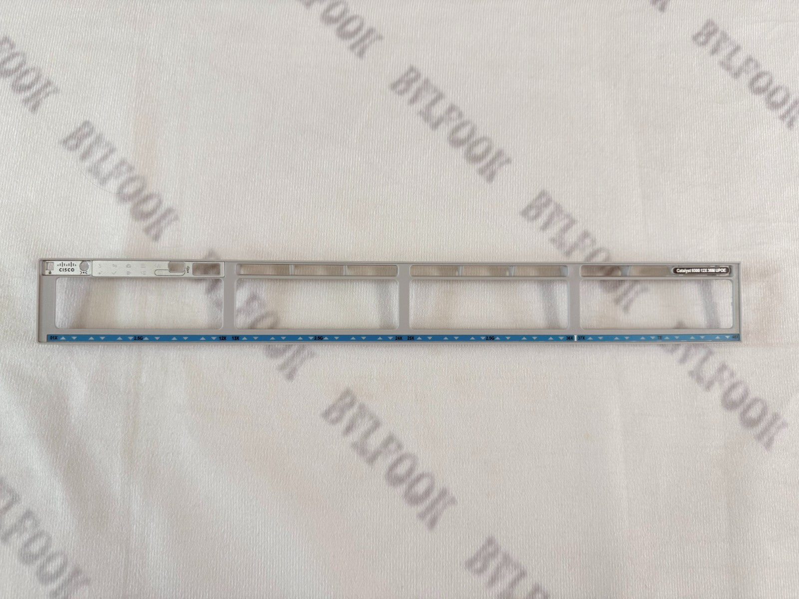 Cisco Catalyst C9300-48UXM-E C9300-48UXM-A Placa frontal de repuesto