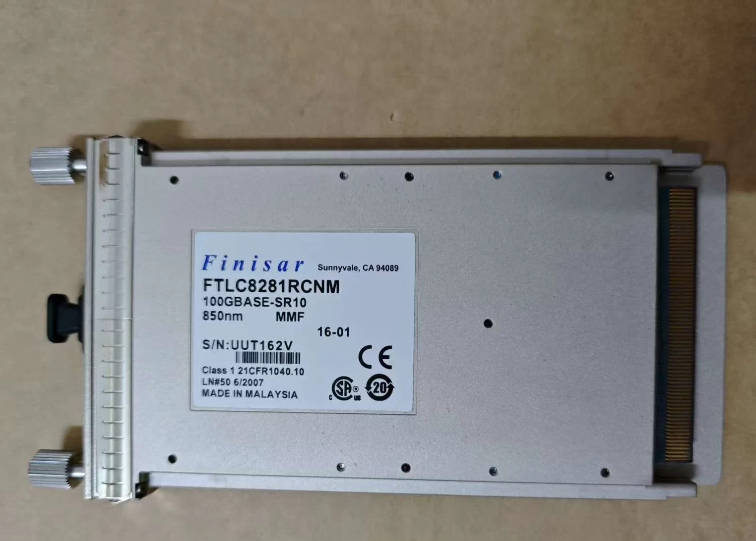Finisar 100GbE FTLC8281RCNM CFP 100GBASE-SR10 850nm MPO/MTP MMF QSFP28 100G