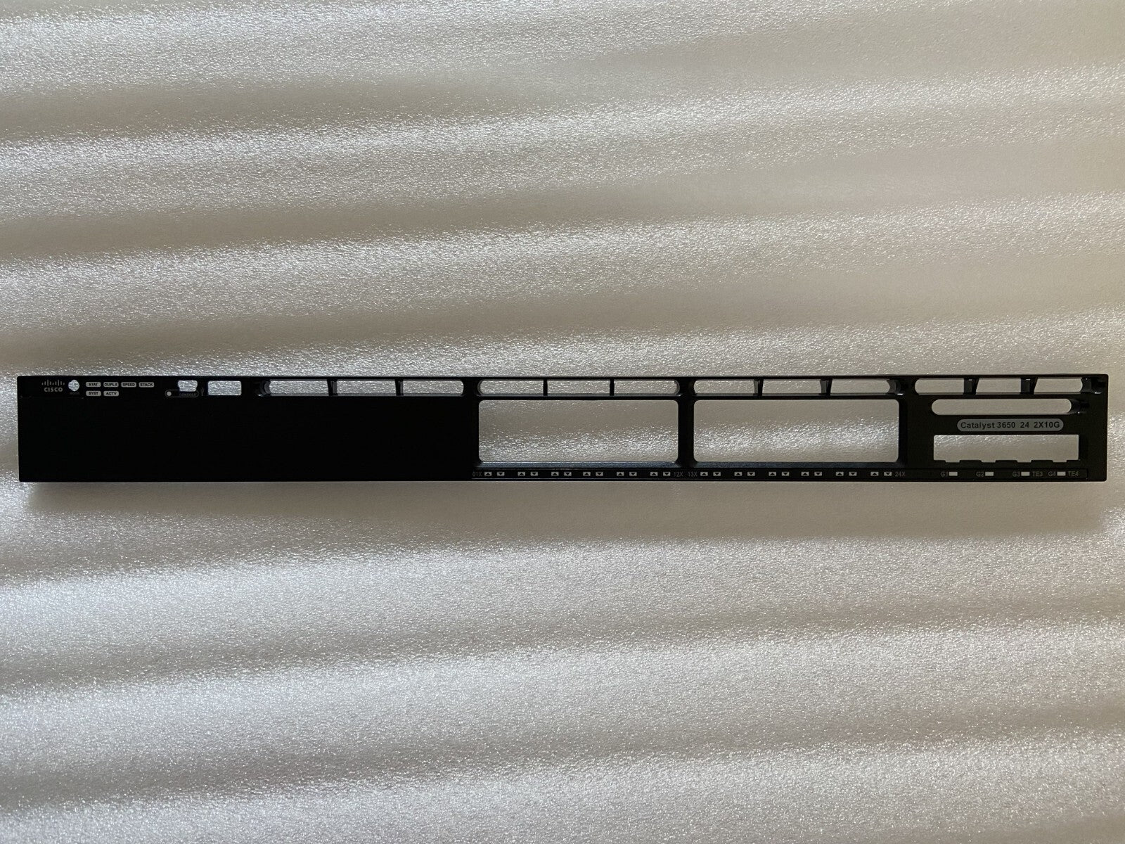 Cisco Catalyst WS-C3650-24TD-S WS-C3650-24TD-L Placa frontal de repuesto