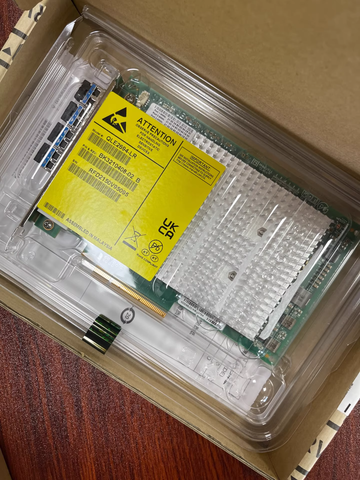 Adaptadores de canal de fibra Marvell QLOGIC QLE2694-LR de cuatro puertos Enhanced Gen (16GFC)
