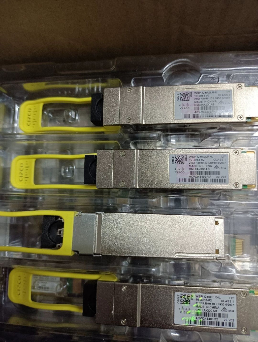 4PCS Genuine Cisco 10-3063-02 WSP-Q40GLR4L 40GBASE LR4 1310NM SMF Transceiver