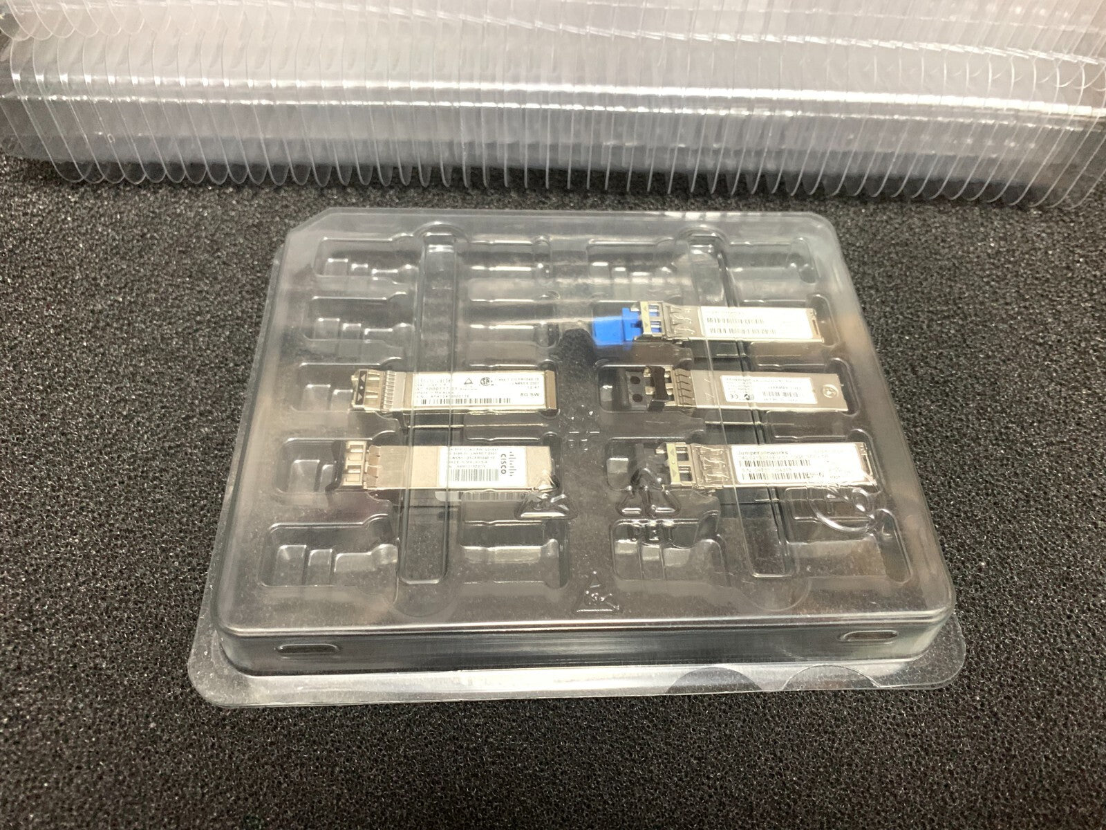 Lot of  20 SFP/SFP+ Transceiver Clamshell Blister Pack Storage Case for 10 Slots