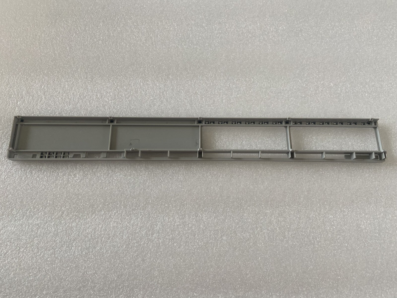 Cisco Catalyst C9200-24P-E 9200-24P-A Bezel Faceplate for Replacement