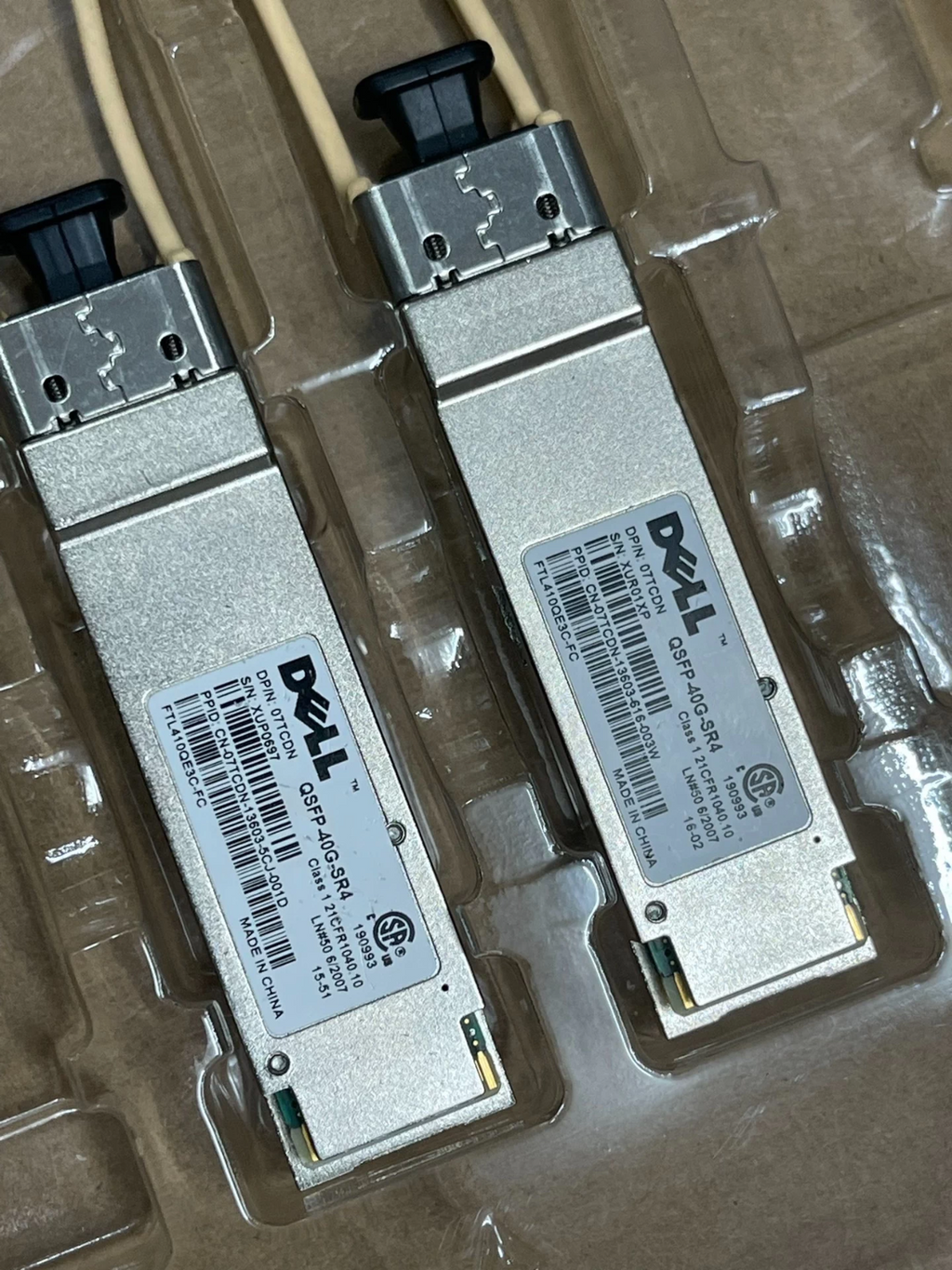 DELL EMC 7TCDN QSFP-40G-SR4 FTL410QE4C-FC QSFP+ 07TCDN TRANSCEIVER MODULE 1PCS