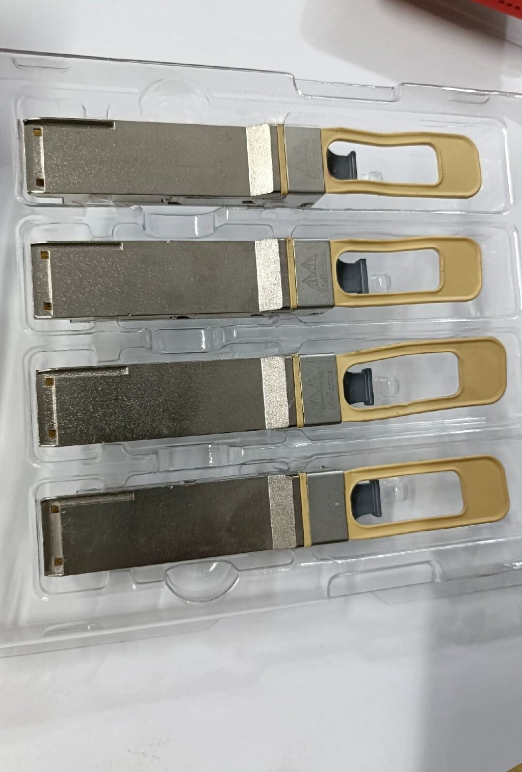 1 unidad transceptor óptico Mellanox Technologies MMA1B00-C100 100Gb/s QSFP28