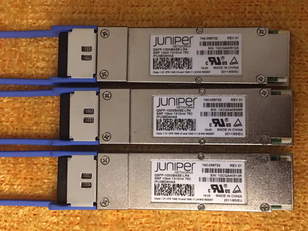 1pcs Juniper QSFP-100GBASE-LR4 740-058732 SMF 10km 1310nm 75c Transceiver Module