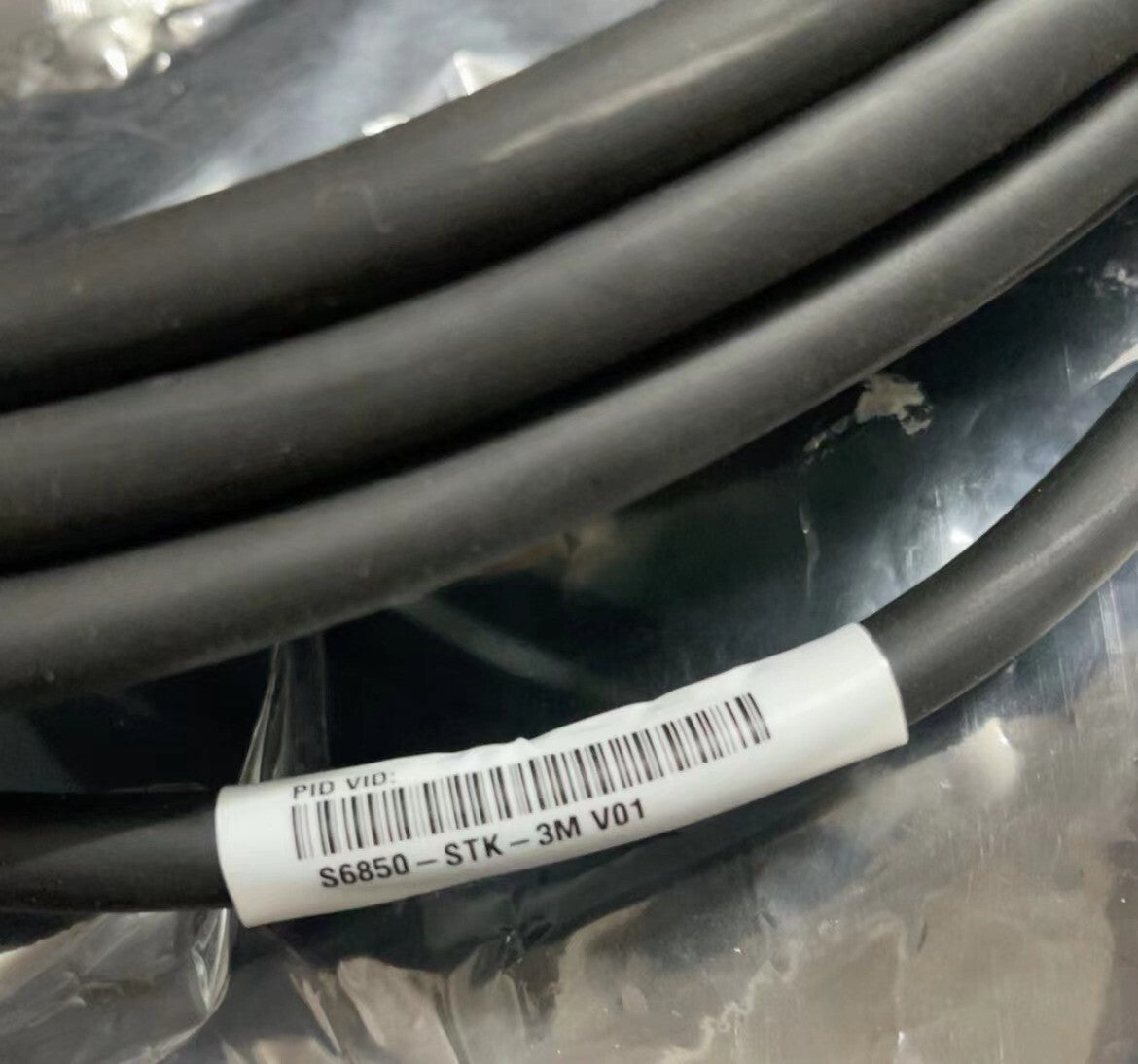 1 pc New Cisco S6850-STK-3M Stacking Cable VIA Fedex P1