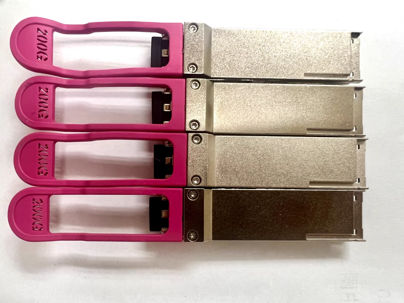 5pcs FINISAR FTCC1112E1PLLFB6 200GBASE-FR4 CWDM 3km SMF 200G Transceiver Module