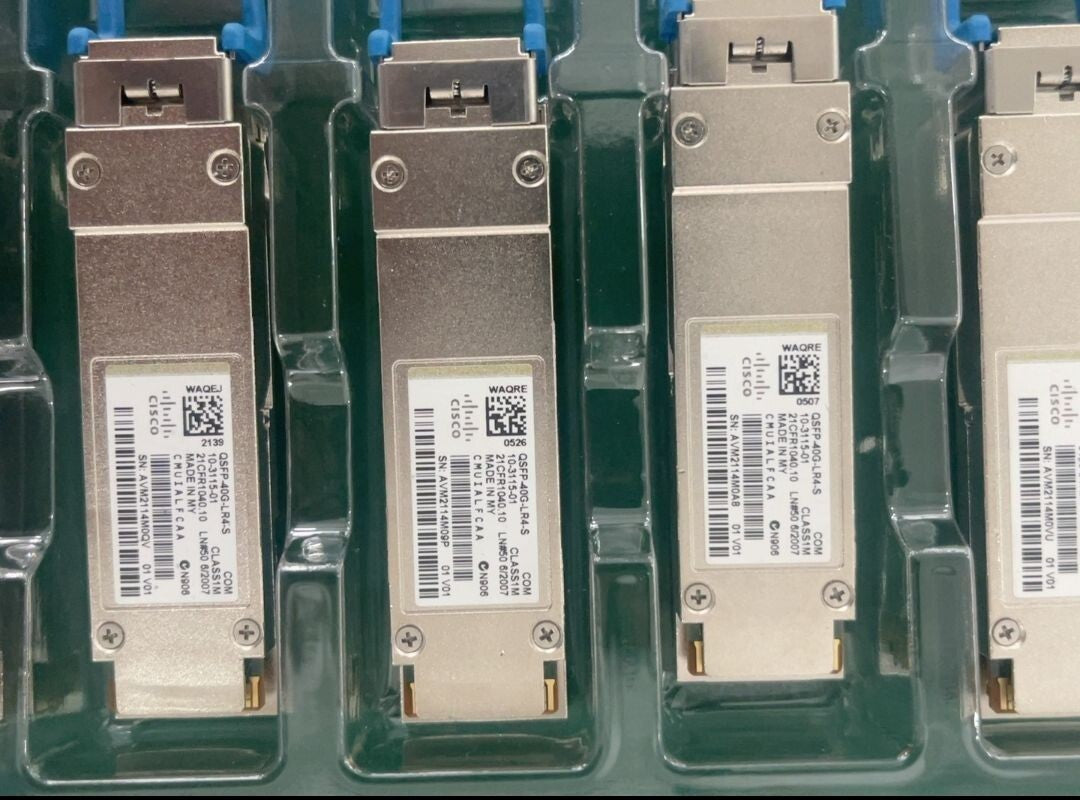 1pcs Cisco QSFP-40G-LR4-S 10-3115-01 40GBASE-LR4 QSFP+LR4 1310nm 10km SMF