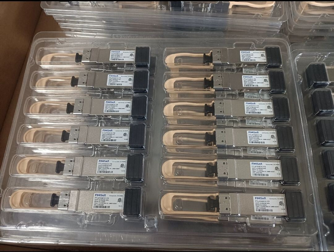 2pcs Genuine Finisar FTL410QE3C-FB 40GBASE-SR4 QSFP+ 40G 850nm 150m Transceiver