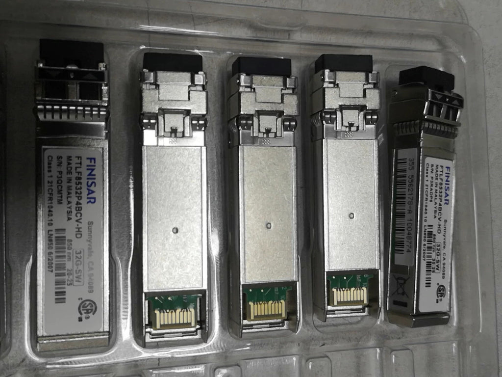 1 unidad FTLF8532P4BCV-HD Transceptores ópticos SFP28 850nm SW FC 32GB Finisar Hitachi