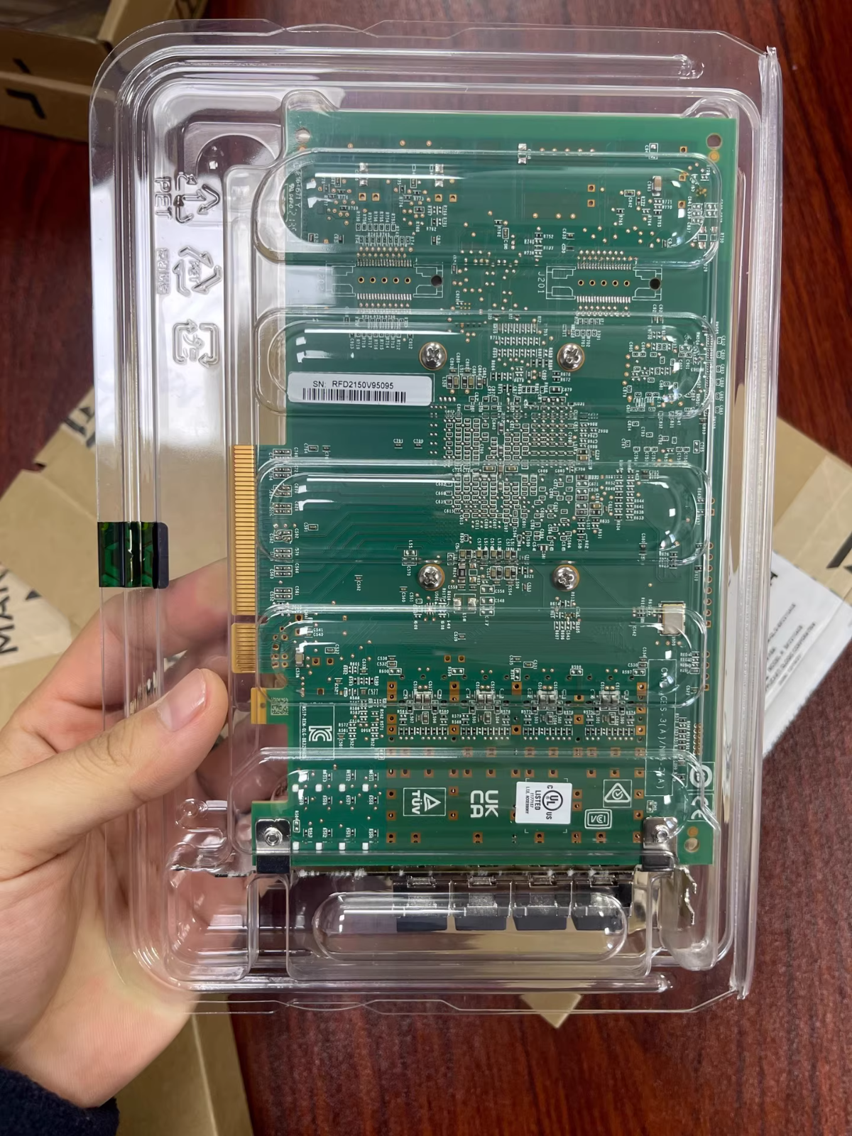 Adaptadores de canal de fibra Marvell QLOGIC QLE2694-LR de cuatro puertos Enhanced Gen (16GFC)