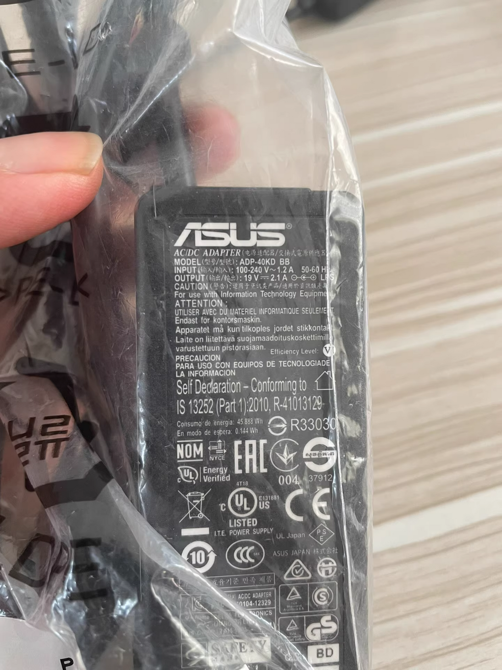1pc Genuino 19V 2.1A ADP-40KD BB para monitor LED ASUS VG278Q de 27" Adaptador de CA de 40W