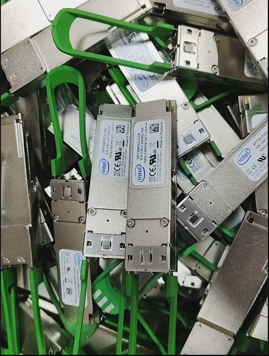 1pcs INTEL SPTSBP3CLCSA 100G-CWDM4 1271-1331nm Transceiver module