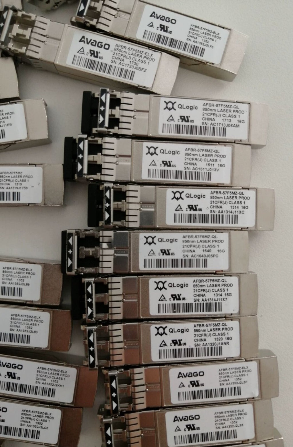 10 unidades Qlogic Avago AFBR-57F5MZ-QL 16Gbps 850NM Transceptor SFP+ de canal de fibra