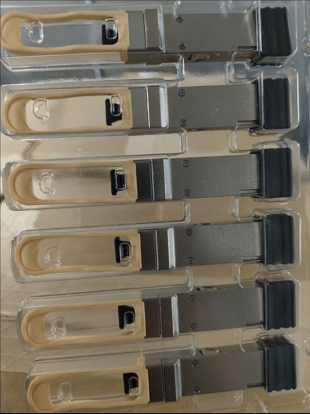 8pcs INTEL E40GQSFPSR FTL410QE4C-IT QSFP-40G-SR4 150m QSFP Optical Transceiver