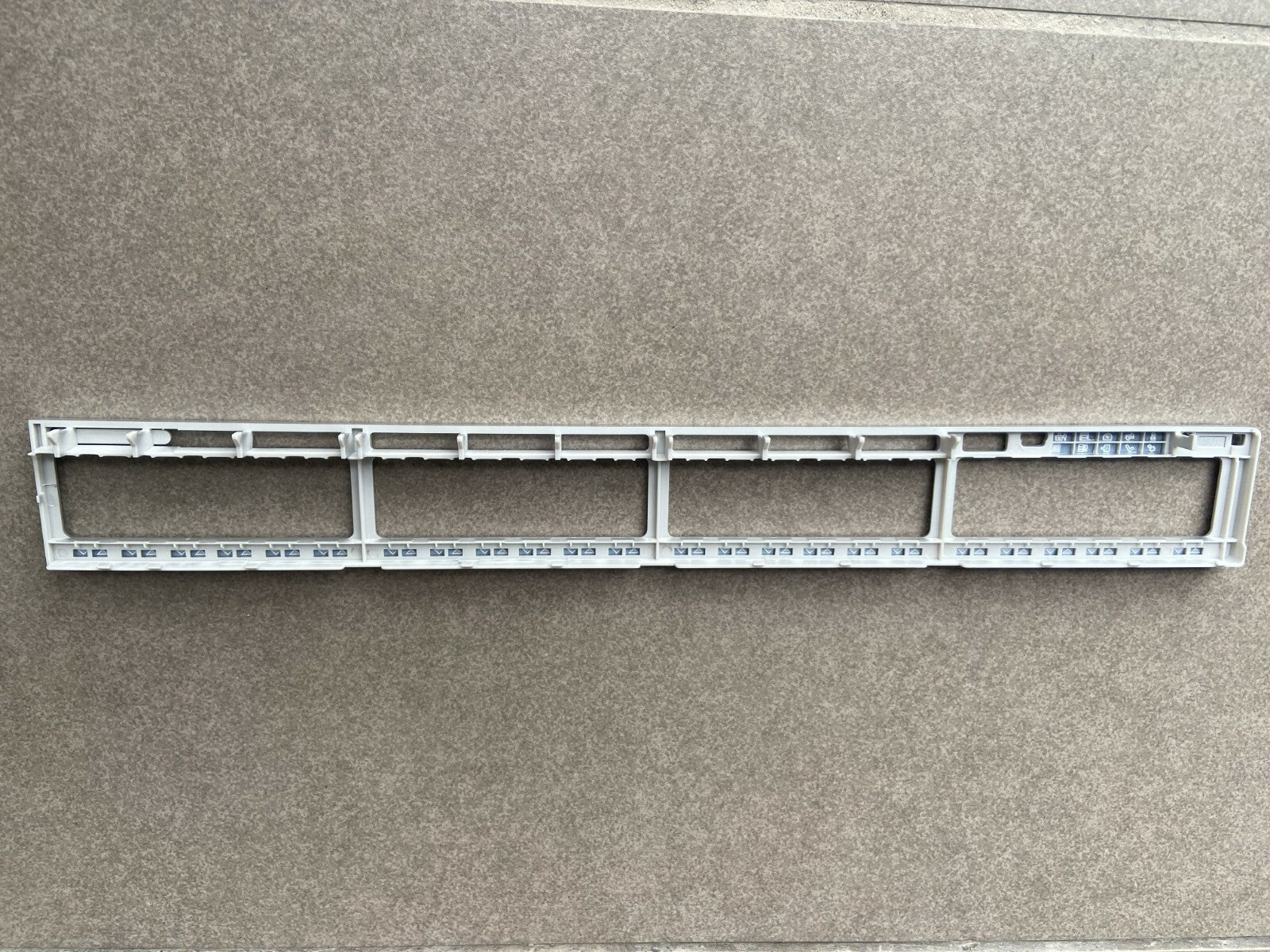 Cisco Catalyst C9300-48U-A C9300-48U-E Faceplate for Replacement