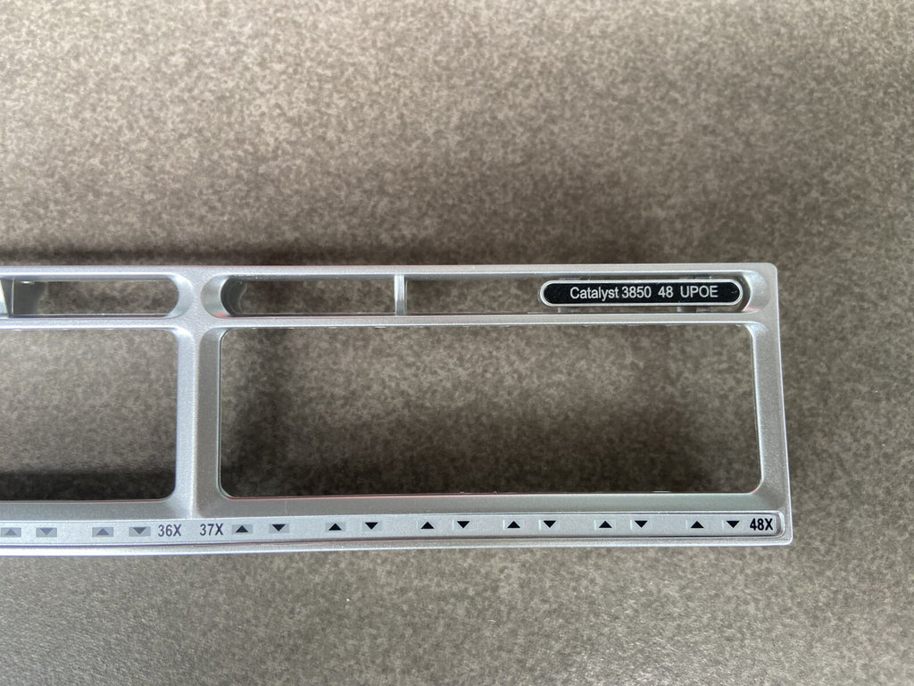 Nueva placa frontal UPOE de 48 puertos Cisco WS-C3850-48U-L o -S de estilo nuevo para reemplazo
