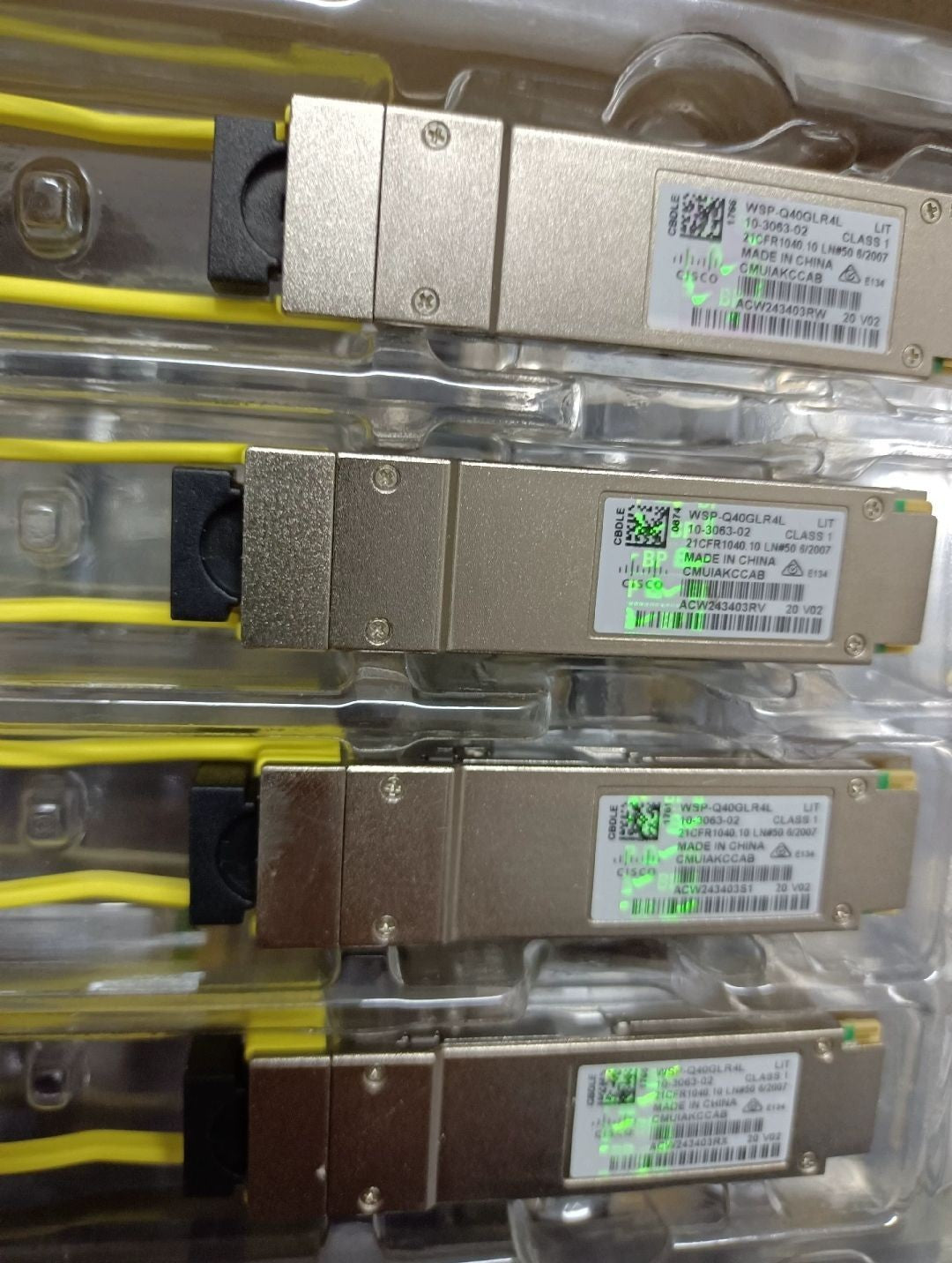 4PCS Genuine Cisco 10-3063-02 WSP-Q40GLR4L 40GBASE LR4 1310NM SMF Transceiver