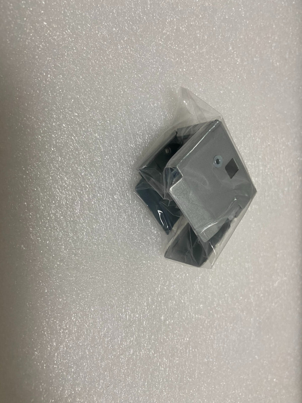 1pcs Orginal Cisco C9300-STACK-BLANK for C9300L Stack Blank cover