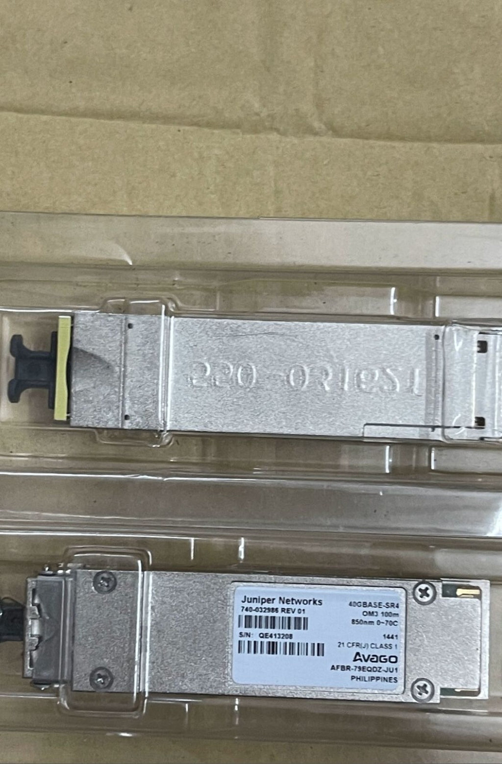 2pcs Juniper 740-032986 QFX-QSFP-40G-SR4 40Gbps OM3 850nm Avago AFBR-79EQDZ-JU1