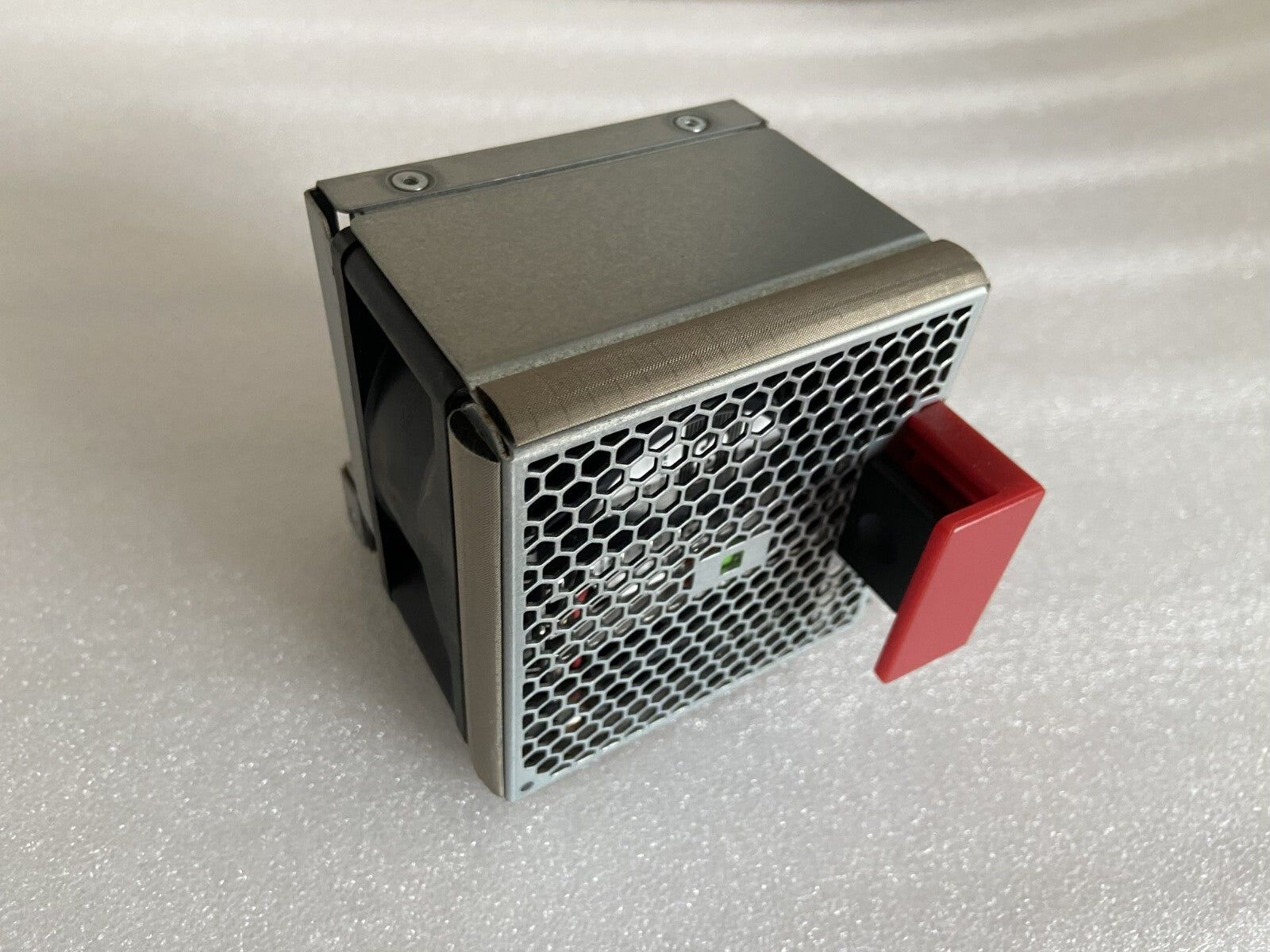 Arista ASY-01695-03 FAN-7002H-F Front To Rear Airflow for 7060CX-64 7300X 7260X3