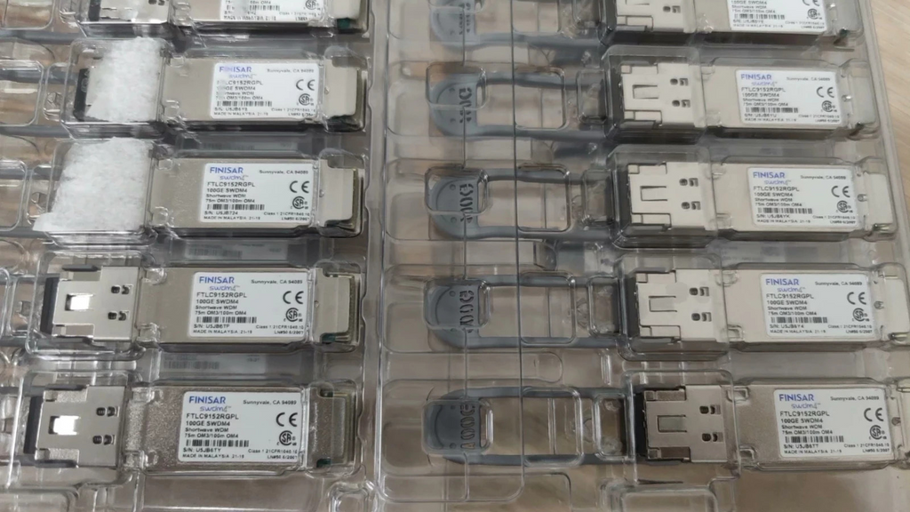 Finisar FTLC9152RGPL 100G 100m SWDM4 QSFP28 LC MMF Transceiver Module 1PCS