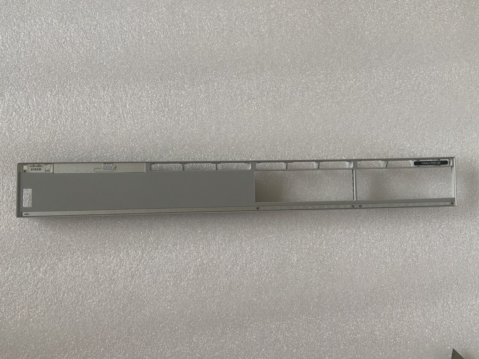 New Cisco Catalyst Bezel C9300-24S-E C9300-24S-A Faceplate for Replacement