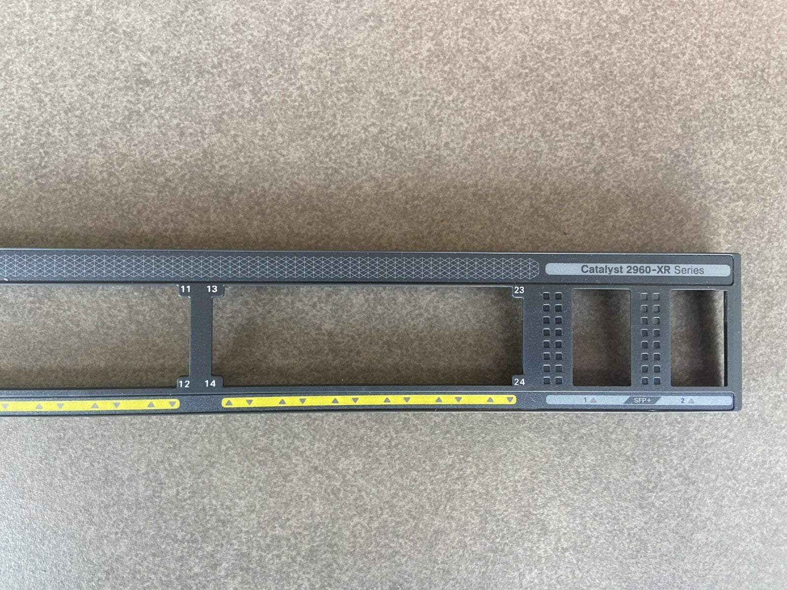 Cisco Catalyst WS-C2960XR-24TS-I  1G  UPLINK Faceplate for Replacement